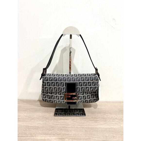 Fendi Zucchino Canvas & Leather Baguette Shoulder Handbag Light Gray/Navy Blue - Picture 3 of 16